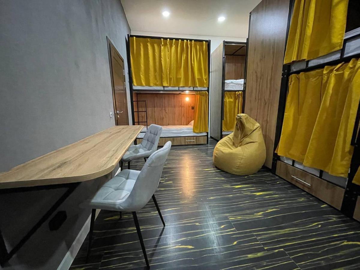 אסטנה Flats Hostel מראה חיצוני תמונה