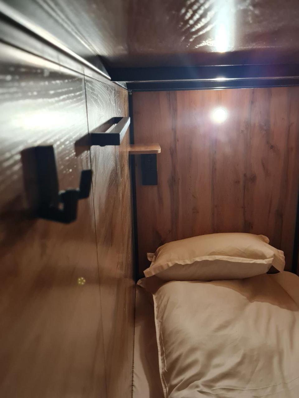 אסטנה Flats Hostel מראה חיצוני תמונה